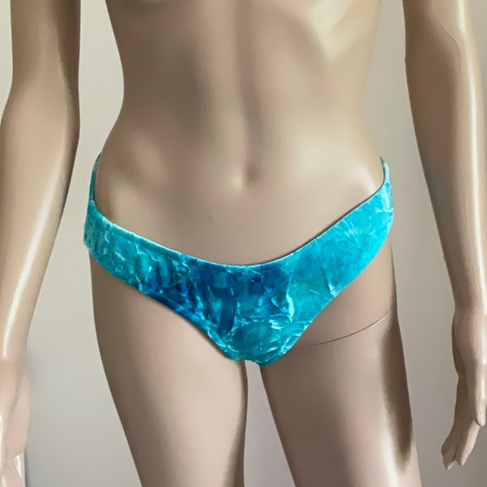 Venus Aqua Crushed velvet Scoop Front Bikini Bottom 8